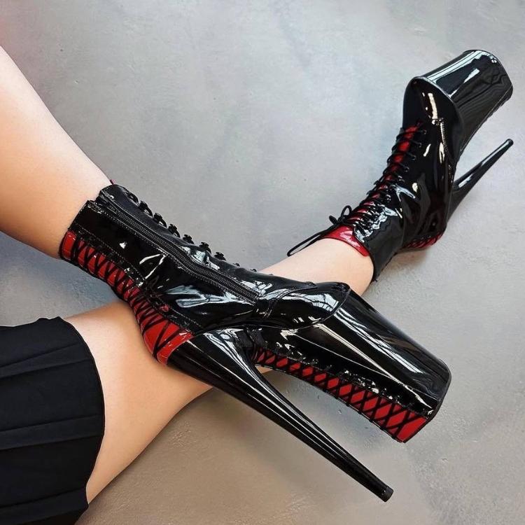 Pleaser（プリーザー） 20cm ヒール ショートブーツ 厚底 黒 ブラック