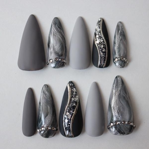 ジェルネイルチップ ハンドメイドネイルチップ モノトーンニュアンス