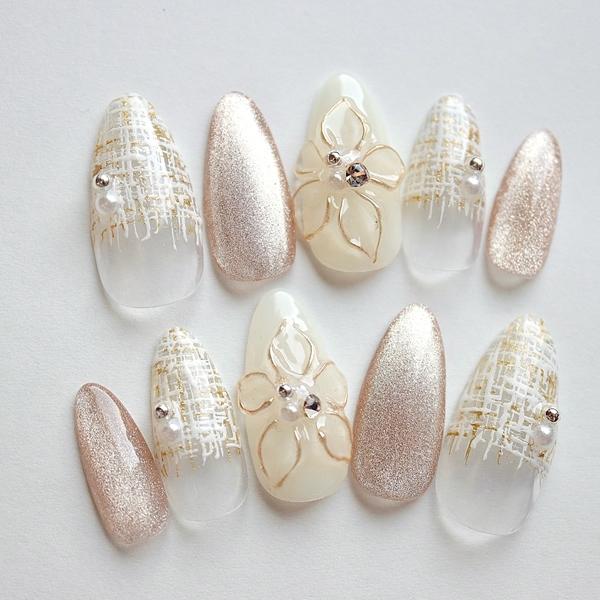 サイズオーダーネイルチップフラワーネイルマグネットベージュキラキラ
