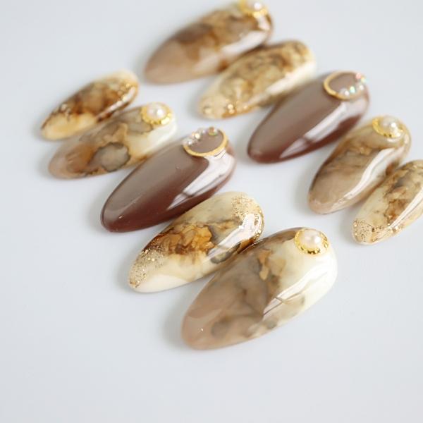 ネイルチップ グレージュ系ニュアンスマグネット天然石風 大人女子