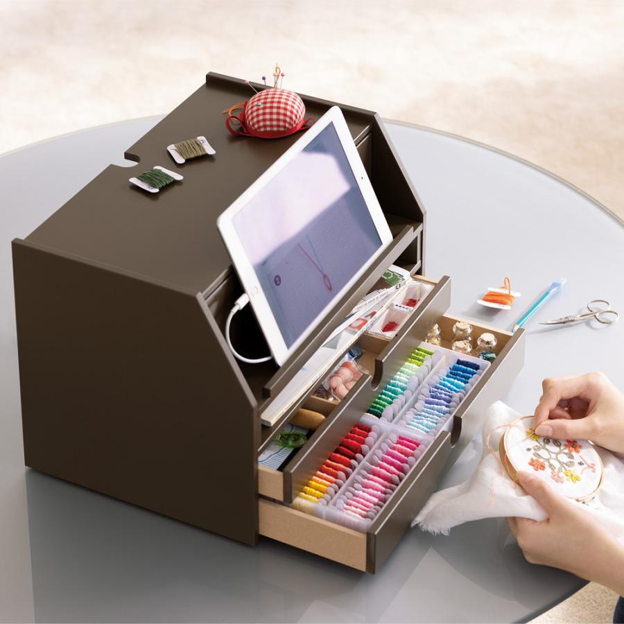 インテリア雑貨 日用品 生活雑貨 便利グッズ 家具 収納 小物収納 収納ボックス 収納ケース 充電したままタブレットが置ける 卓上収納ボックス M 6623 ディノス Yahoo ショッピング店 通販 Yahoo ショッピング