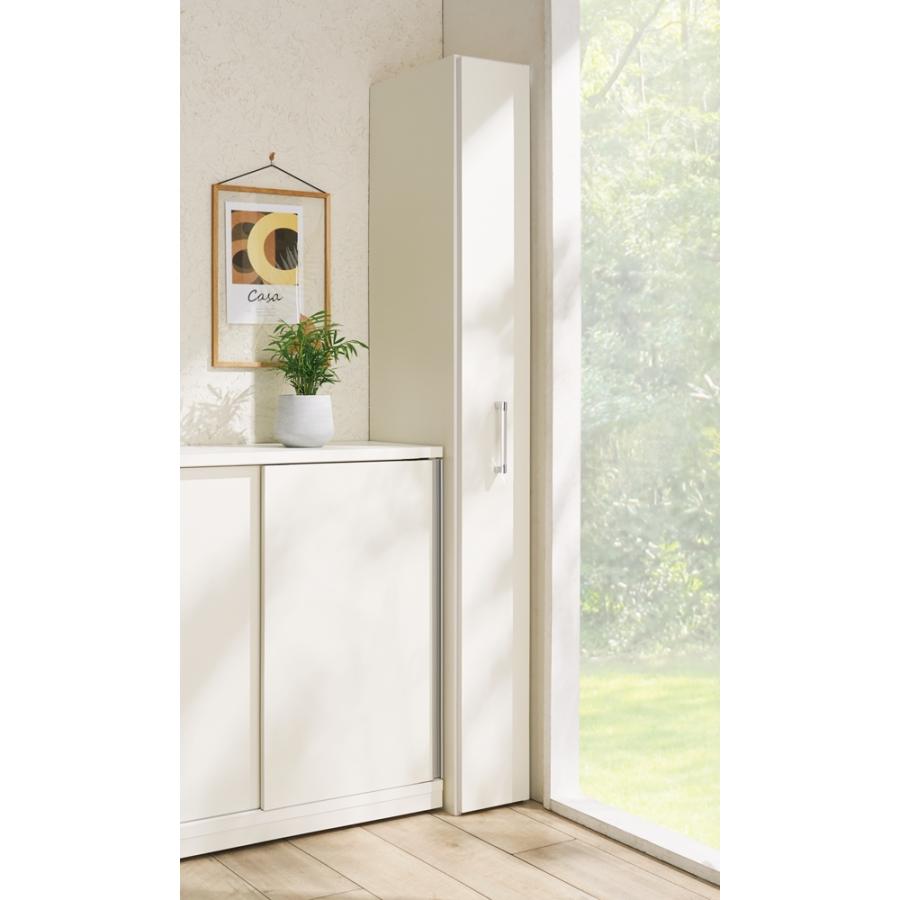 dinos 完成品！スライドすき間本棚 コミックタイプ1列 幅22cm