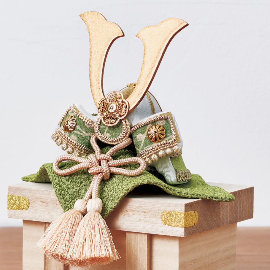 〈京都龍虎〉長持付き兜飾り 年中行事用品 季節商品 五月人形 LX5041の画像