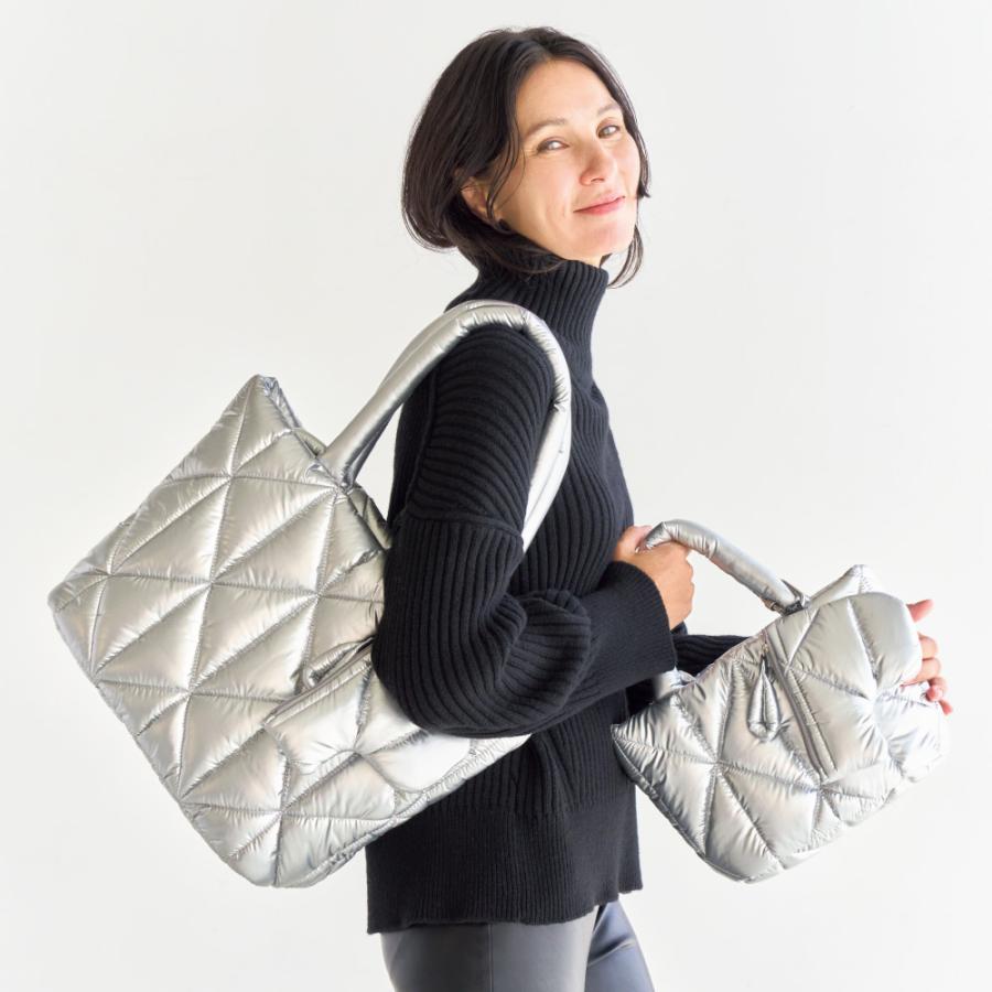 dinos（ディノス） PELLE BORSA/ペレボルサ〈シャイニーパフィ