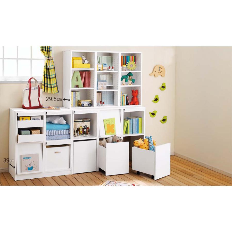 子供部屋 ベビー用品 収納 マガジン フラップ扉 奥行29.5cm 薄型マガジンキャビネット ベース ボックスタイプ2列［高さ85・幅75.5cm］ 734639     商品情報    【暮らしをデザインする、ベストセラーの収納スタイル！】大切なCD収納・DVD収納、LPレコードから書籍、小物まで美しく収まる。充実の収納力と空間デ LWH1182295206(11329円)