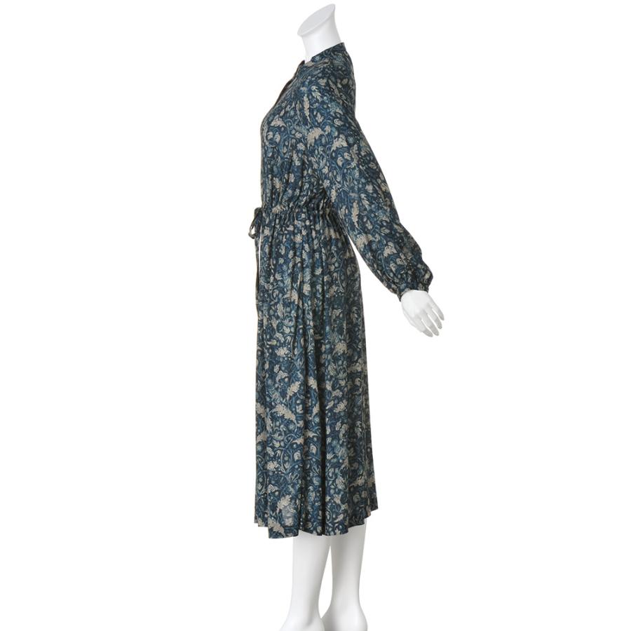 エリカ社ウール混レーヨンツイル フォレストプリントワンピース