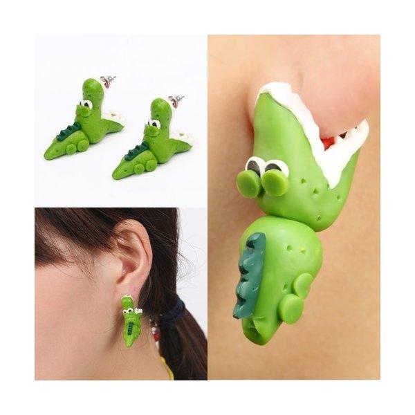 ワニ クロコダイル ユニーク フィギアピアス 両耳用 噛みつき 鰐