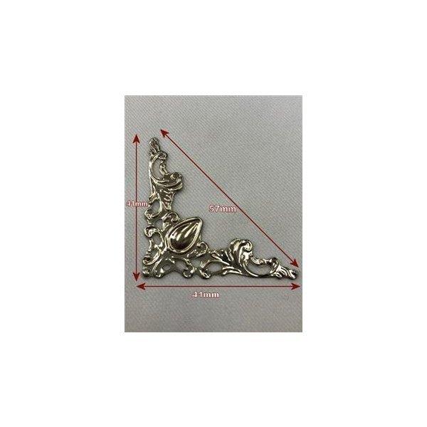 アンティーク飾り アイアン飾り（ロートアイアン・インテリア・妻飾り