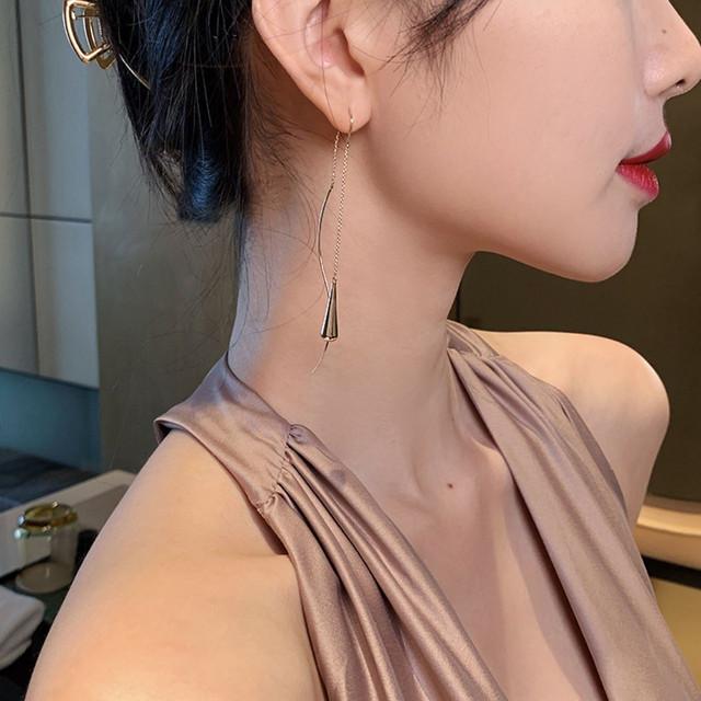 2ラインピアス ゴールド 大人女子 かっこいい 個性的 金 アクセサリー 可愛い ピアス 大人女子 トレンド おしゃれ 誕生日 ギフト プレゼント Ymda251 ダイレクト販売サービス ヤフー店 通販 Yahoo ショッピング