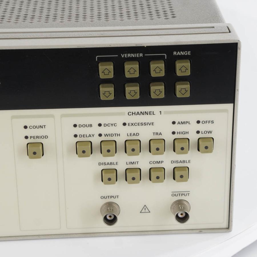 [JB]USED 現状販売 hp 8130A PULSE GENERATOR パルスジェネレーター 300Mhz [04626-0027 ...