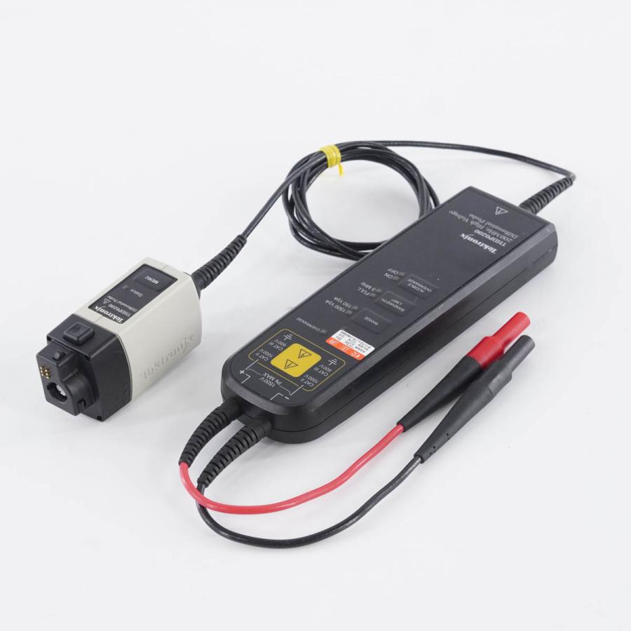 現状販売 Tektronix THDP0200 High Voltage Differential Probe 200MHz ソフトウェア [04676-0177] 【決め】