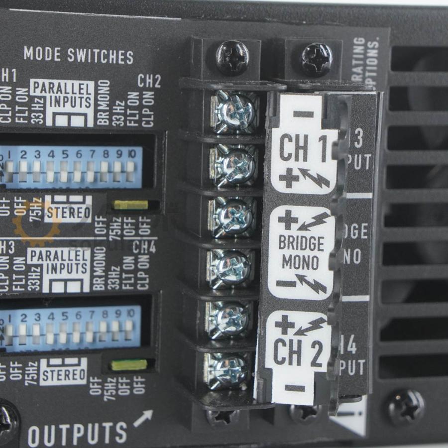 PG]USED 8日保証 7台入荷 QSC CX404 音響特機 パワーアンプ