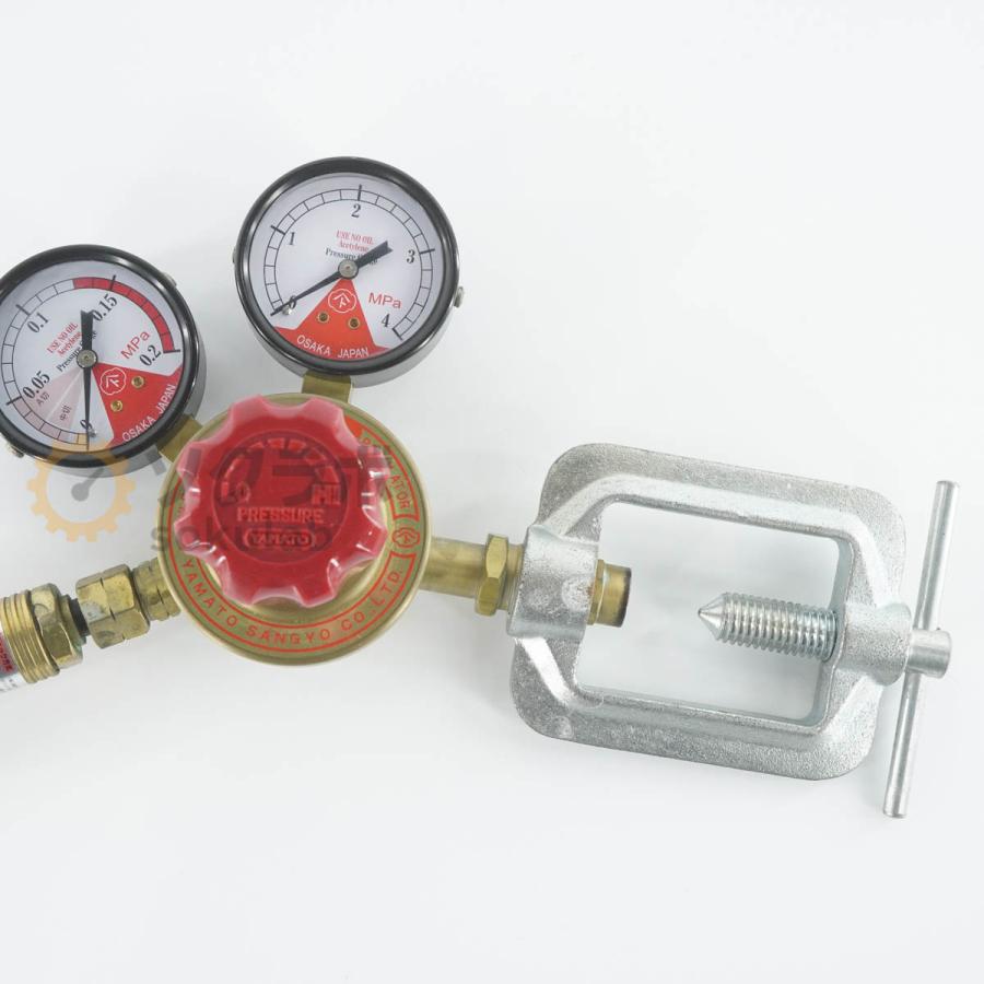 [PG]USED 8日保証 ヤマト産業 YAMATO YR-71 ガス圧力調整器 レギュレーター アセチレン 溶断用調整器 [07934-0002] |  | 04