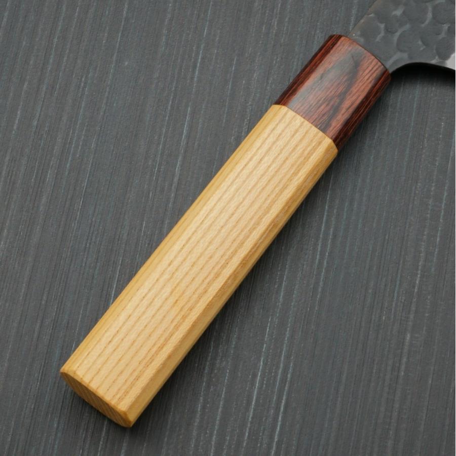 堺孝行 包丁 剣型三徳 160mm 青紙スーパー 黒槌目 日本製 : 一心 堺孝行 包丁 剣型三徳 160mm 青紙スーパー 黒槌目 日本製 : 一心