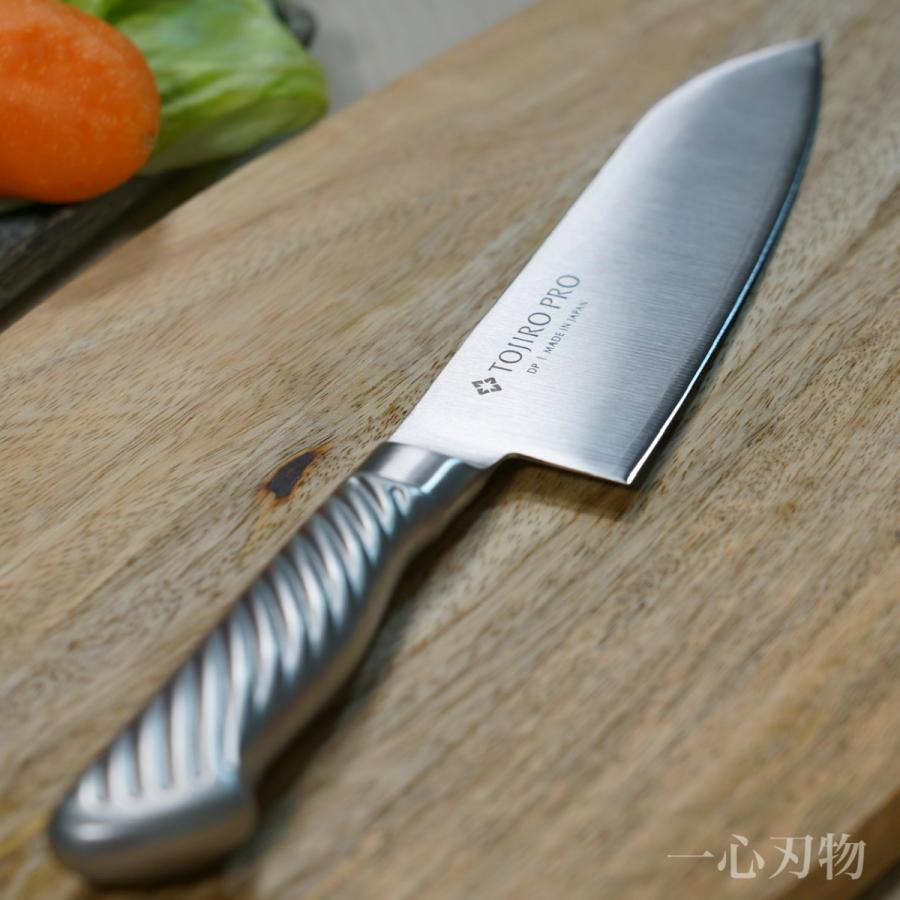 藤次郎 包丁 オールステンレス 三徳 170mm 藤次郎作 日本製 V金10号 TOJIRO PRO F-895 プロ用 業務用 本職用 家庭用 すごく よく 切れる プレゼント : 一心刃物 Yahoo!店 - 通販 - Yahoo!ショッピング 藤次郎 包丁 オールステンレス 三徳 170mm 藤次郎作 日本製 V金10号 TOJIRO PRO F-895 プロ用 業務用 本職用 家庭用 すごく よく 切れる プレゼント : 一心刃物 Yahoo!店 - 通販 - Yahoo!ショッピング