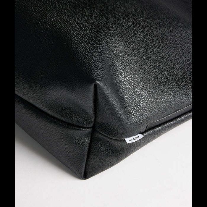 meltum（メルタム） レザーメッセンジャーバッグ LEATHER MESSENGER