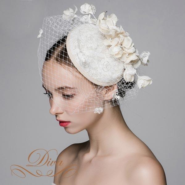 ヘッドドレス ウェディングヘッドドレス チュール 総レース パール 花フラワー ヘッドドレス ミニハット 帽子 dvha