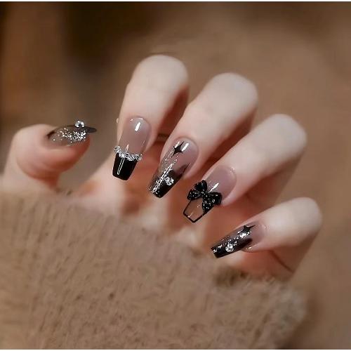 ネイルチップ　付け爪　ブラック　リボン　ラメ　フレンチ　ラインストーン　透け感　シック　オシャレ　ゴージャス　ギャル | 