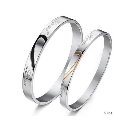 【D-J0004】ペアバングル 刻印入り「Real Love」 ステンレス シルバー ペア プレゼント　記念日　カップル | 