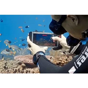 Fisheye フィッシュアイ DIVEVOLK DAFDB SeaTouch 4 Maxアンダーウォータースマートフォンハウジングプラスブラック #10570_2