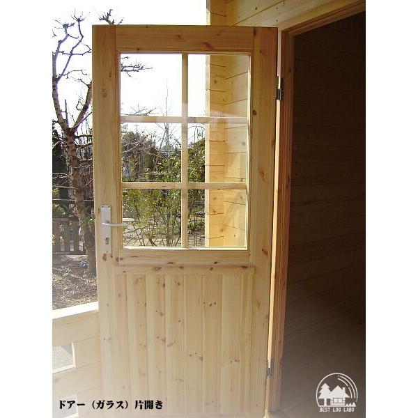 ログハウスに似合う片開きガラス入り木製ドア（鍵付） スタンダード 