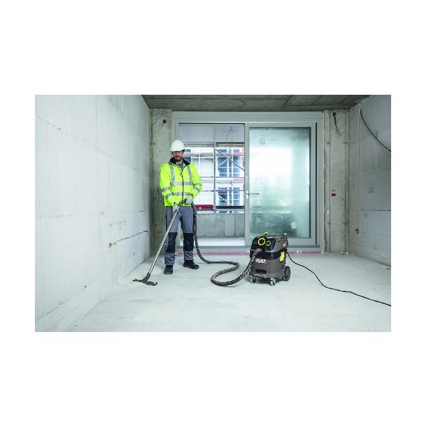 ケルヒャー（KARCHER） 業務用乾湿両用クリーナー （1.148-208.0）NT