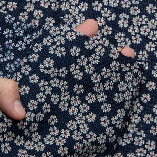 日本紐釦貿易(Nippon Chuko) 日本紐釦貿易 和風モダン柄生地 花菱柄 巾110cm×10m切売カット KP7090-54-10M 10mの画像