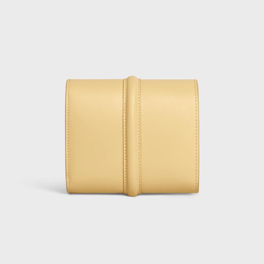 セリーヌ CELINE スモールウォレット 16（セーズ）（10F523CQ7.11PO