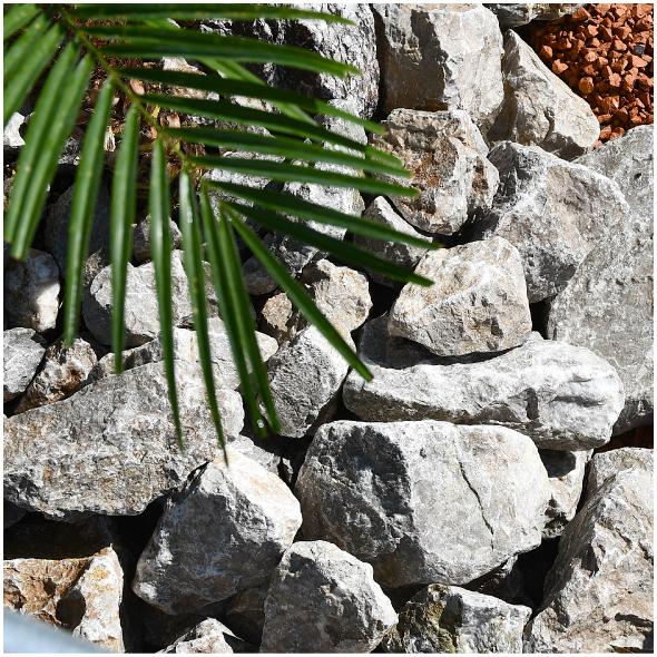 ガーデンロック アースグレー 約15kg【一部地域のぞき送料】[ドライ