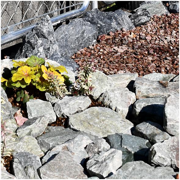 ガーデンロック カントリーグリーン 約15kg【一部地域のぞき送料