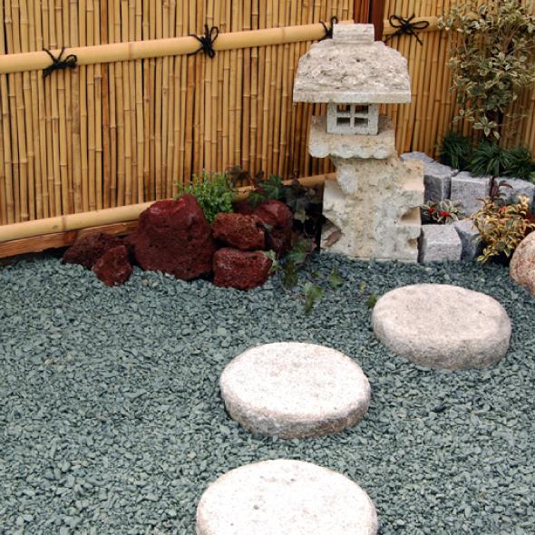 和風砕石砂利 高麗川砂利 青 15kg×2袋 【一部地域のぞき送料無料】[ 庭