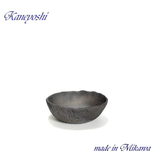 植木鉢 おしゃれ 安い 陶器 サイズ 21cm 山野草 丸 手造り 7号 エンシャント 室内 屋外 グレー 色 | 