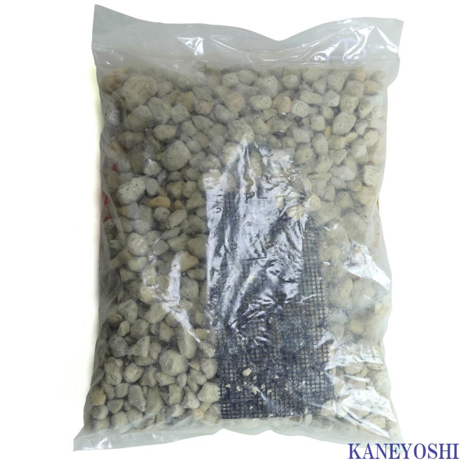 鉢・プランターで育てる 鉢底の石 ５Ｌ 防虫網入り |  | 03