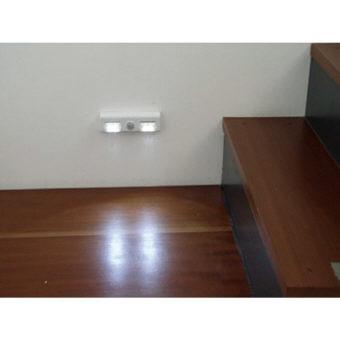 人感センサーライト ８LEDセンサーライト　防犯対策　防災対策　照明　物置　ガレージ　廊下　階段　配線不要　どこでもセンサーライト |  | 02