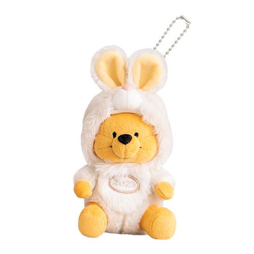 Disney うさぎ年 くまのプーさん ぬいぐるみバッジ うさぎの Disney うさぎ年 くまのプーさん ぬいぐるみバッジ うさぎの