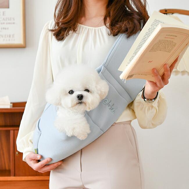 犬用のクッションと抱っこ紐