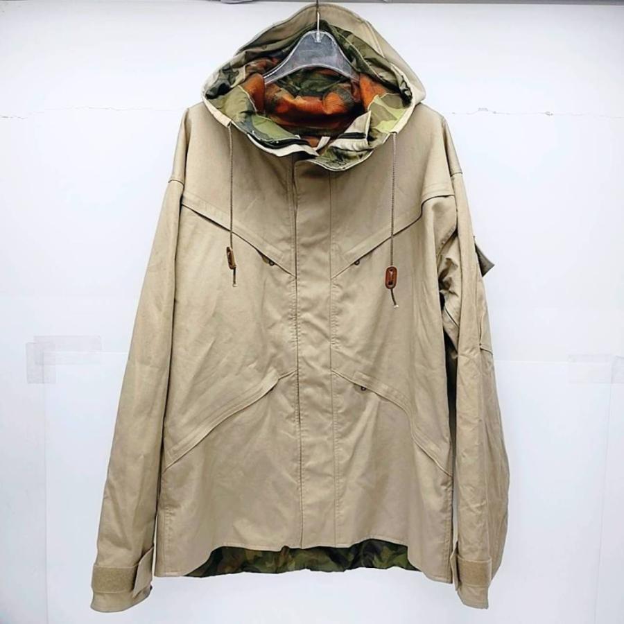 中古◇UNITED CARR ユナイテッドカー バズリクソンズ フーディ