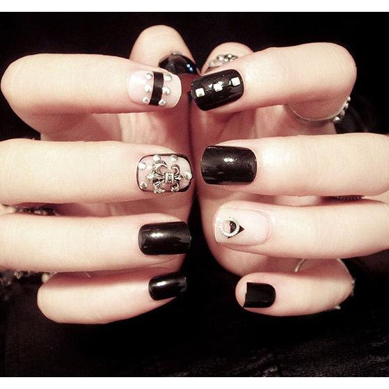 ネイルチップ ネイル つけ爪 ネイルアート スタッズ ゴシック ロック Nail 04 毒いちご 通販 Yahoo ショッピング