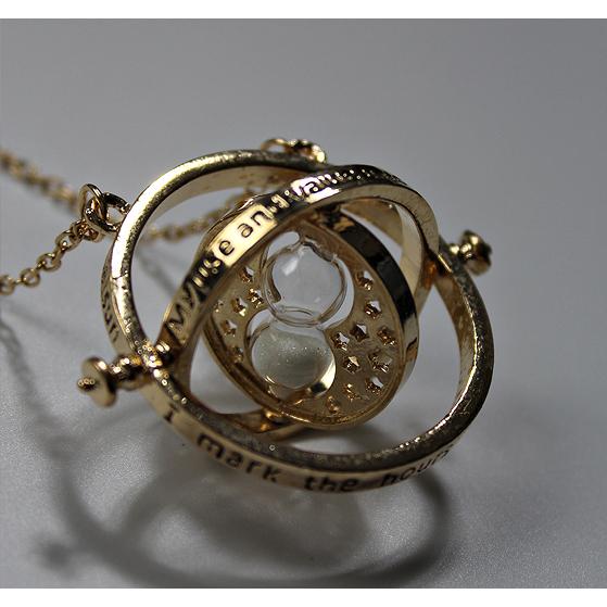 18Kペンダントトップ ＋9つの惑星のホロスコープの石が付いた 砂時計 ネックレス レディース アクセサリー 個性的 ホロスコープ : 毒