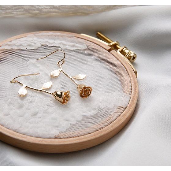 ピアス レディース 揺れる 韓国 薔薇 バラ ぶら下がり レトロ Pierce 46 毒いちご 通販 Yahoo ショッピング