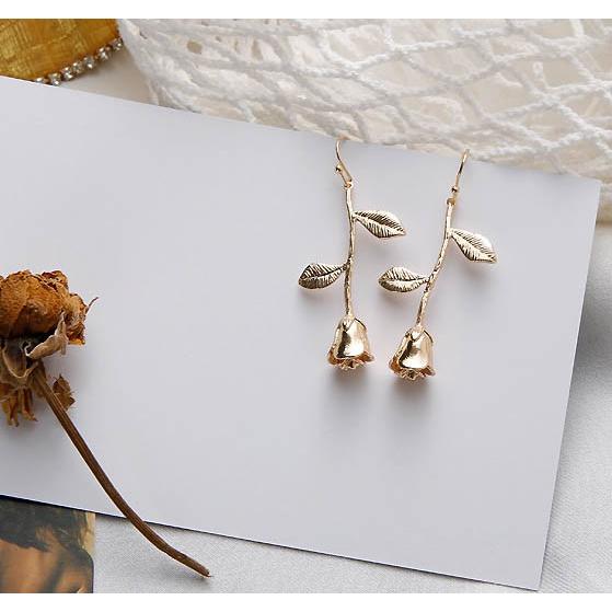 ピアス レディース 揺れる 韓国 薔薇 バラ ぶら下がり レトロ Pierce 46 毒いちご 通販 Yahoo ショッピング