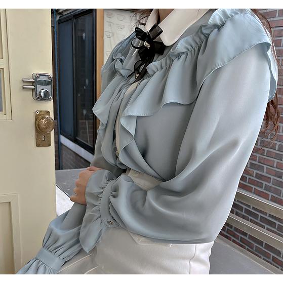 ストラ新品⭐️26年新作洗える❗️袖口リボンシャツセルロースブラウスカーディガン w closet（ダブルクローゼット）の「レースパイピングシャツ