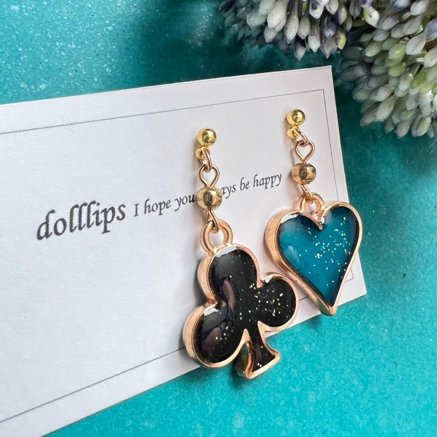 ころっとハート♡アシメにゃんこミニチュア香水瓶　ユリヤパール　ピアス/イヤリング トランプ クローバー＆ハート ぷっくり1粒 ゴールド／ピアス