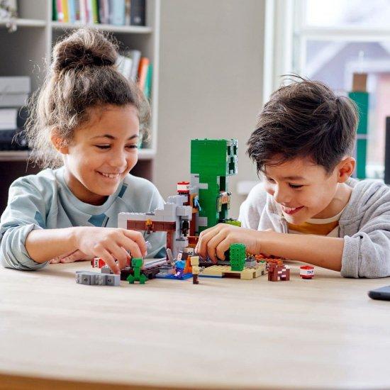 レゴ(LEGO) マインクラフト 巨大クリーパー像の鉱山 21155 : ワールド