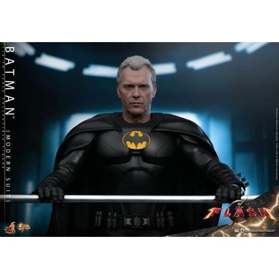 ホットトイズ(Hot Toys) ムービー・マスターピース ザ・フラッシュ バットマン(モダンスーツ)＜初回限定＞ 1/6スケールフィギュア_4
