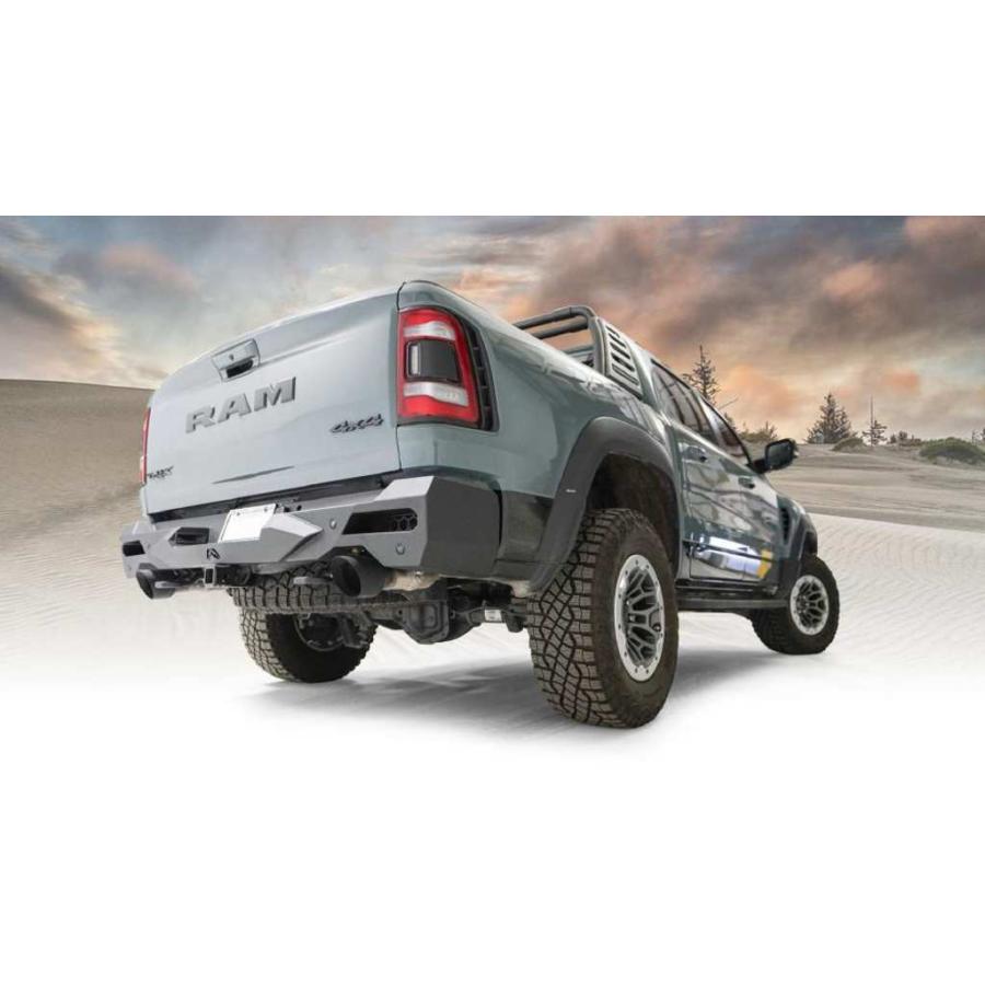 FAB FOURS(ファブフォース)正規輸入品]VENGEANCE リアバンパー