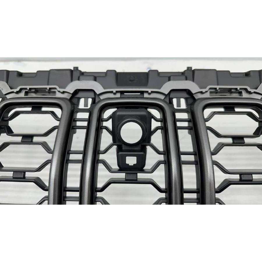 JLラングラー　インナーグリル(フロントカメラ) Amazon.co.jp: ジープ用 ラングラー JL フロントカメラ移設