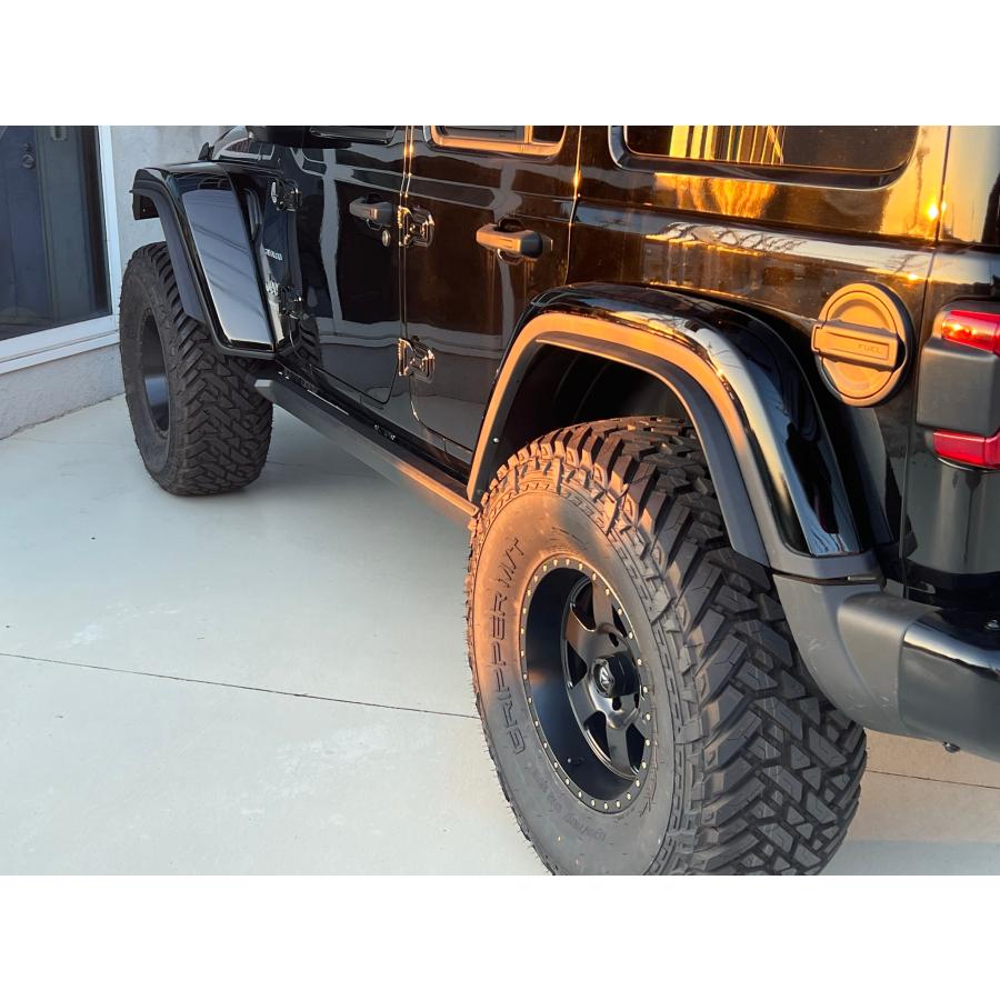 クライスラー・ジープ ルビコンルック ハイフェンダー/オーバー