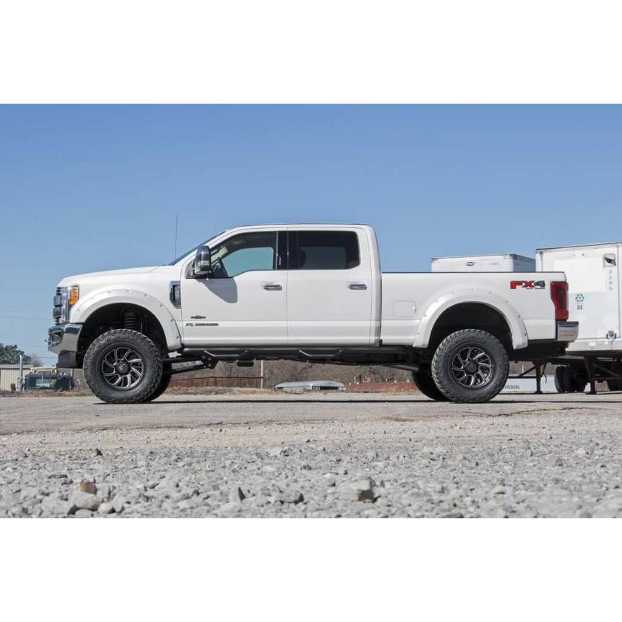 [ROUGH COUNTRY ラフカントリー] 4.5インチリフトアップキット 車軸4インチ・M1ショック付・Fシャフト無し Ford フォード F250 F350/50640の画像