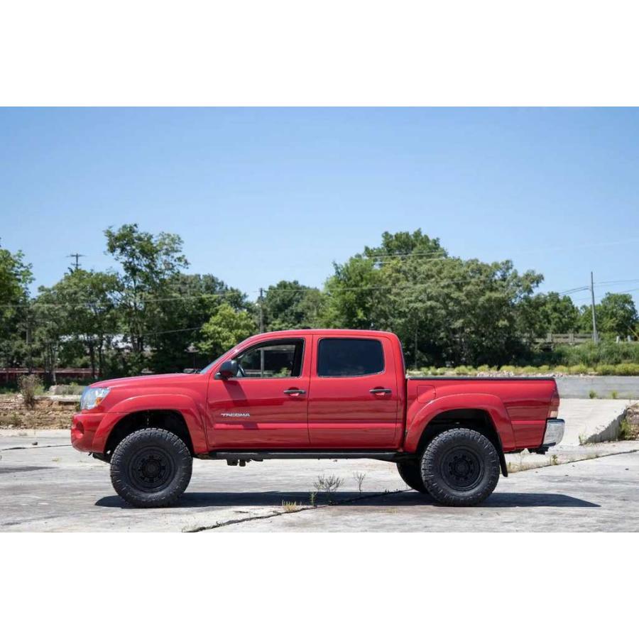 [ROUGH COUNTRY ラフカントリー] 3.5インチリフトアップキット/サスキット リーフスプリング/M1ストラット付 USトヨタ Tacoma タコマ/74241の画像
